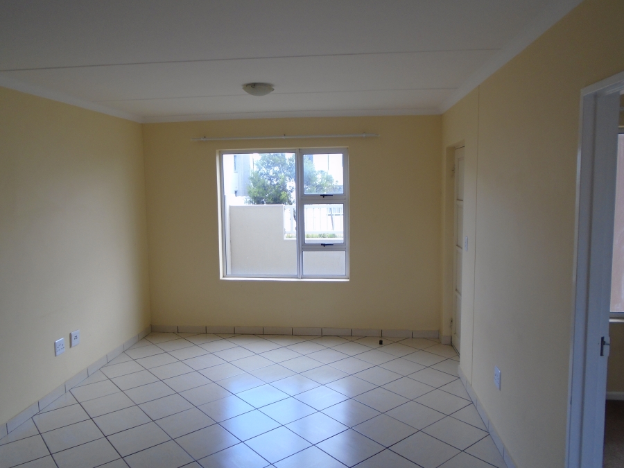 To Let 2 Bedroom Property for Rent in Buh Rein Estate Western Cape